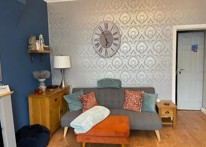 Beautiful First Floor Apartment - 4 Orme Rise, Llandudno